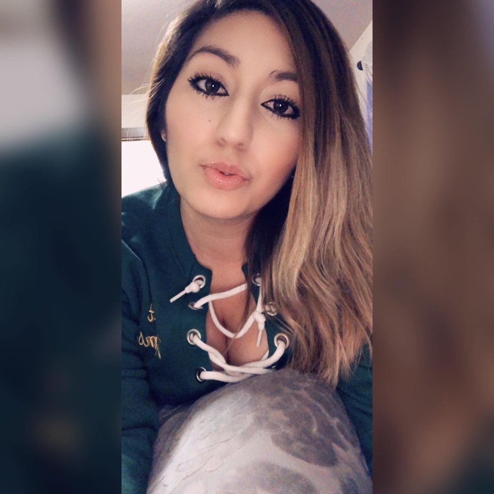 Meet your Posher, Yuliana